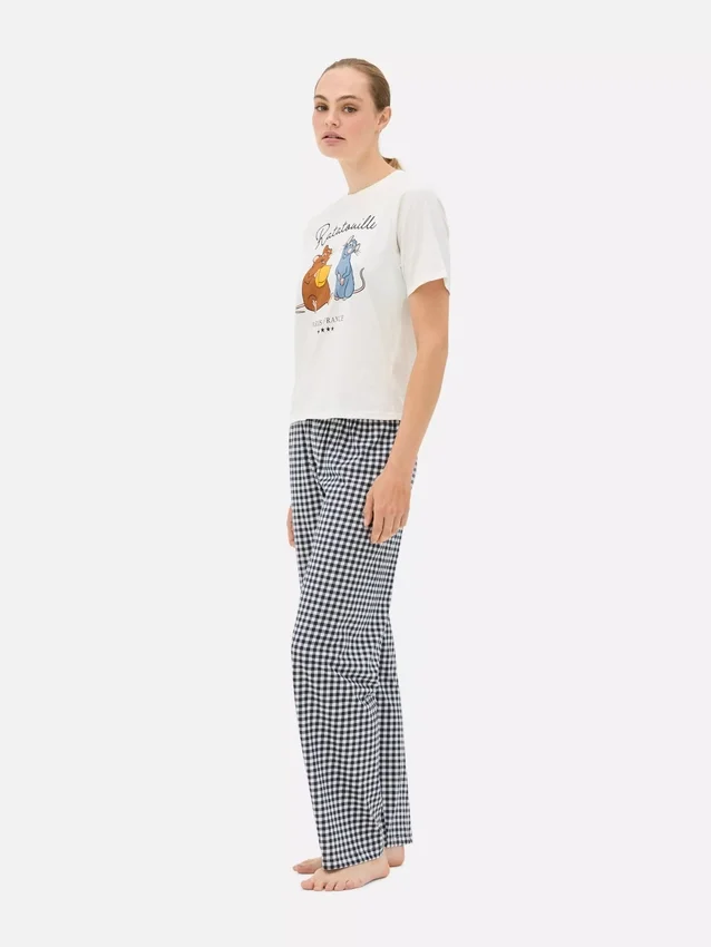 Disney's character print pajamas