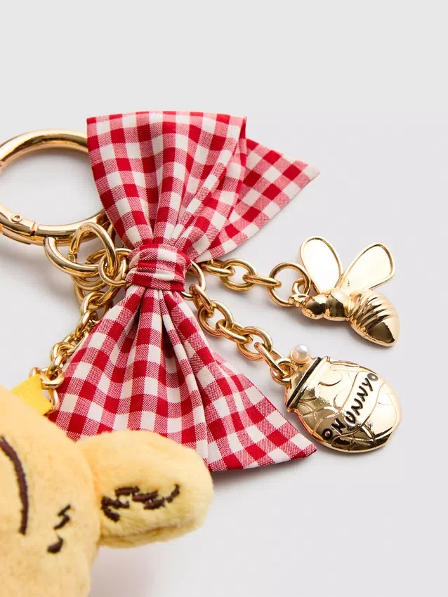 Disney's winnie the pooh bag charm