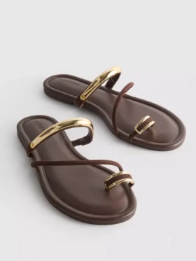 Paula echevarrÃa toe post sandals